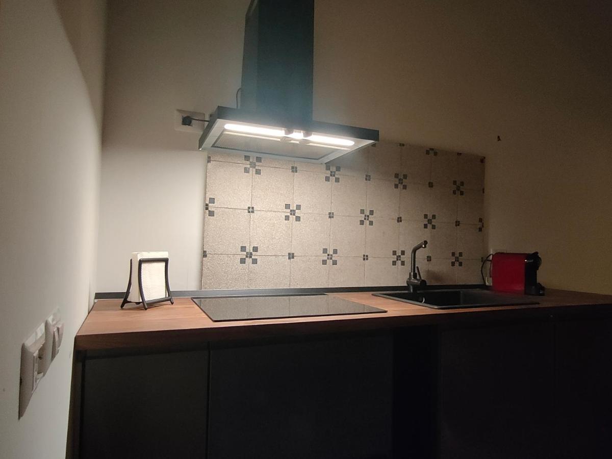 "Infrascata" Cento Metri Dal Mann Apartment Napoli Bagian luar foto