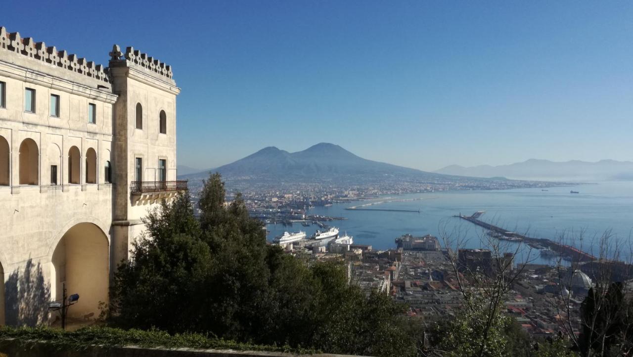 "Infrascata" Cento Metri Dal Mann Apartment Napoli Bagian luar foto